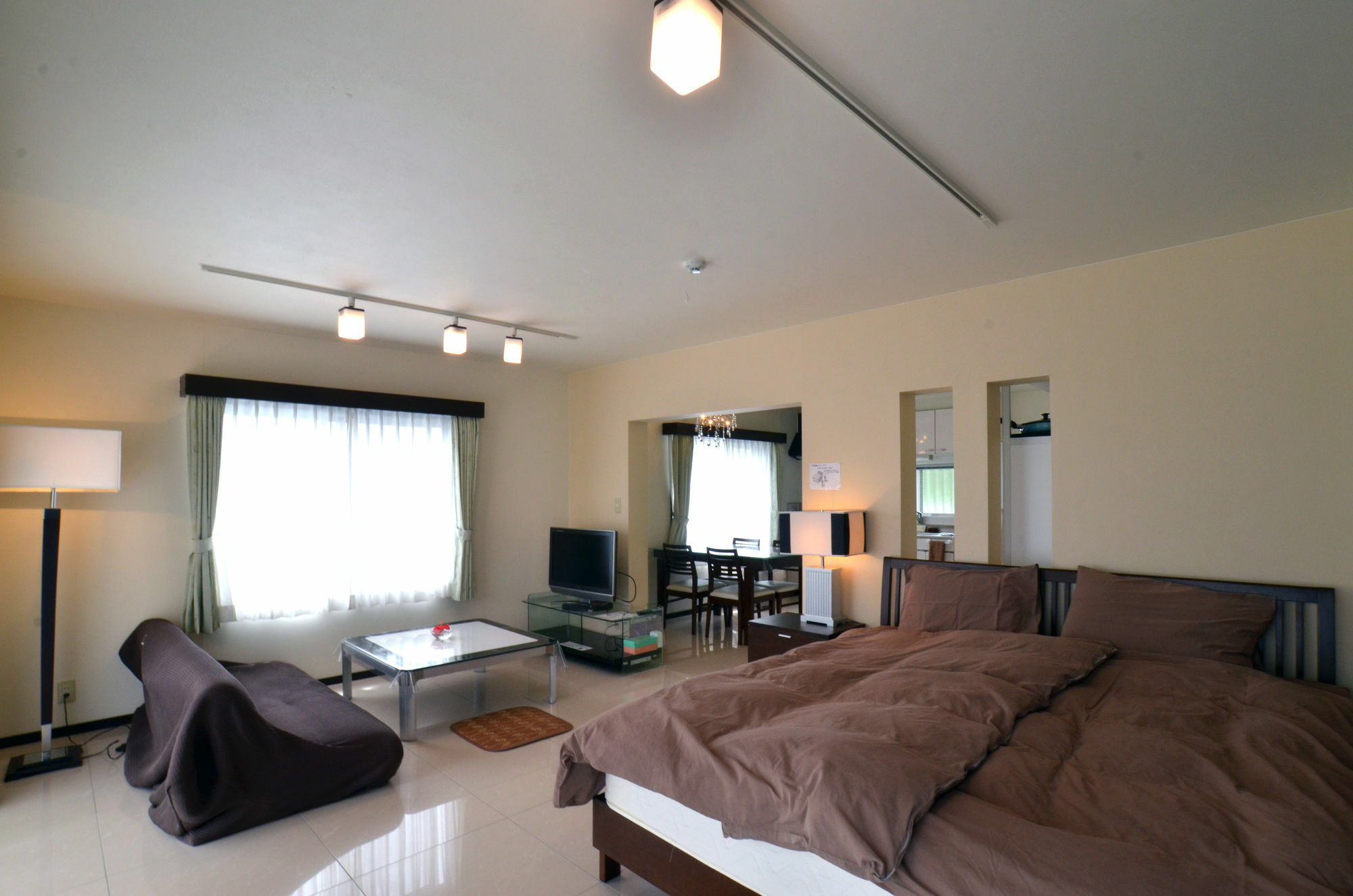 Condominium Ceaser 나키진 외부 사진